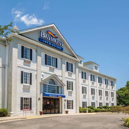 Baymont By Wyndham Lafayette Airport Hotel Екстериор снимка